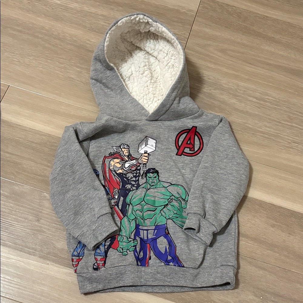Cozy Marvel Gray Avengers Fleece Hoodie 2 years old 2t